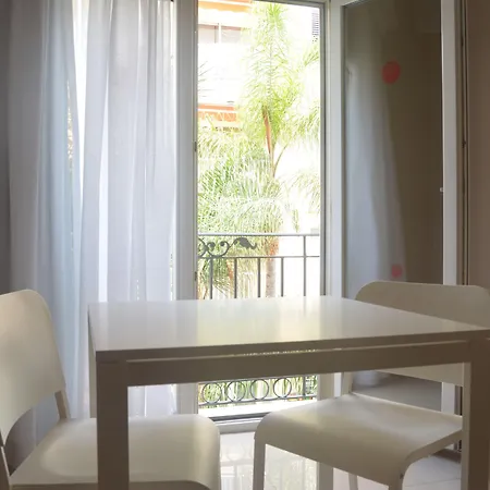 מלון Rf Astoria - Adults Only 3*