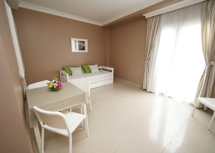 Ξενοδοχείο Rf Astoria - Adults Only 3*